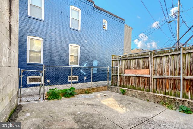 702 KENWOOD AVE, Baltimore, MD 21205