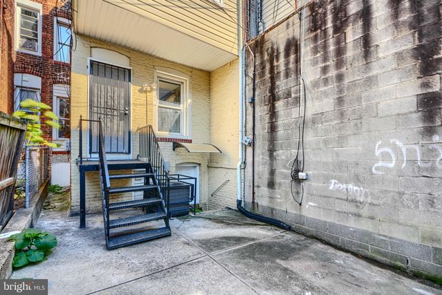 702 KENWOOD AVE, Baltimore, MD 21205