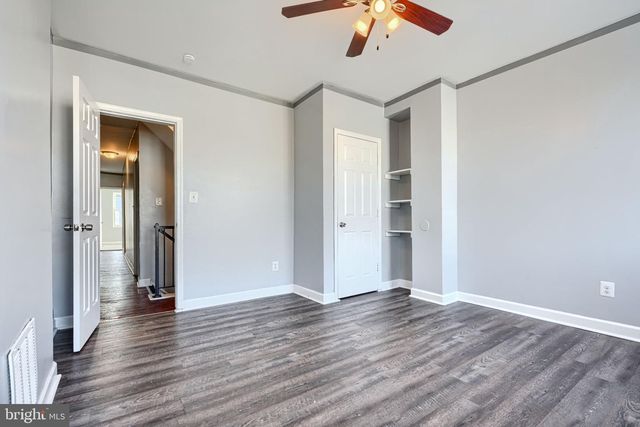 702 KENWOOD AVE, Baltimore, MD 21205