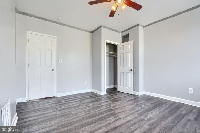 702 KENWOOD AVE, Baltimore, MD 21205