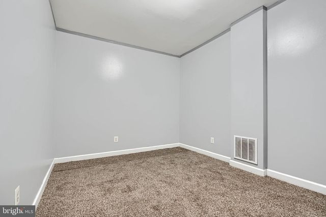 702 KENWOOD AVE, Baltimore, MD 21205
