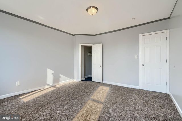 702 KENWOOD AVE, Baltimore, MD 21205