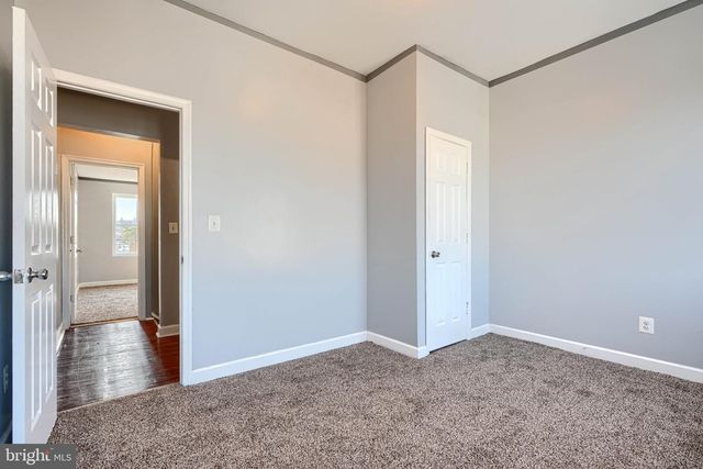 702 KENWOOD AVE, Baltimore, MD 21205