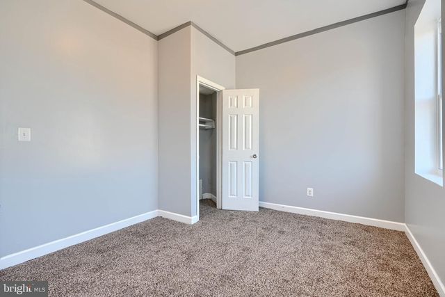 702 KENWOOD AVE, Baltimore, MD 21205