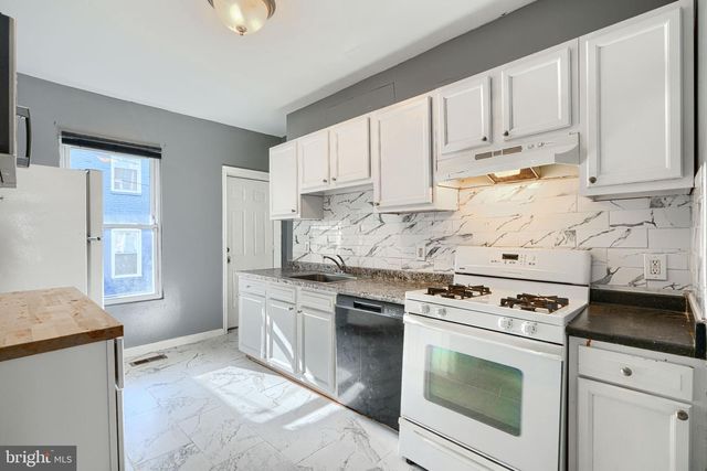702 KENWOOD AVE, Baltimore, MD 21205
