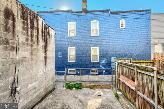 702 KENWOOD AVE, Baltimore, MD 21205