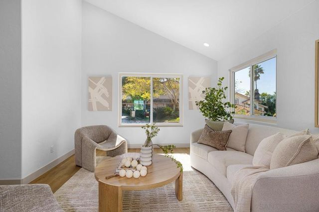 5364 Dressage Dr, Bonita, CA 91902