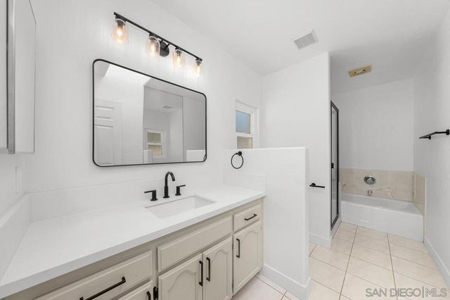 5364 Dressage Dr, Bonita, CA 91902