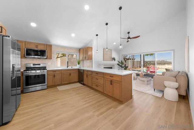 5364 Dressage Dr, Bonita, CA 91902