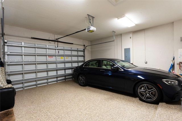 11813 NW 79th Ct, Parkland, FL 33076