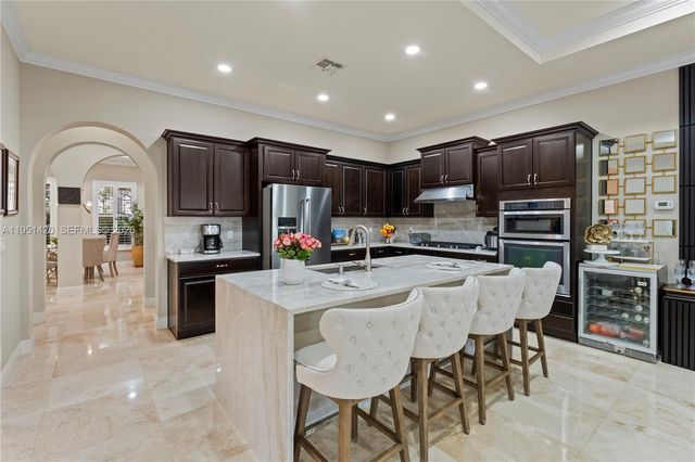 11813 NW 79th Ct, Parkland, FL 33076