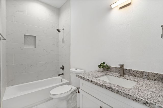 5608 Savyon Drive, Houston, TX 77091