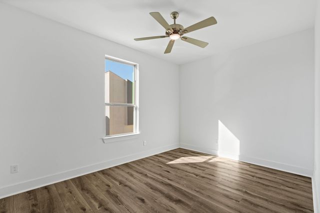 5608 Savyon Drive, Houston, TX 77091