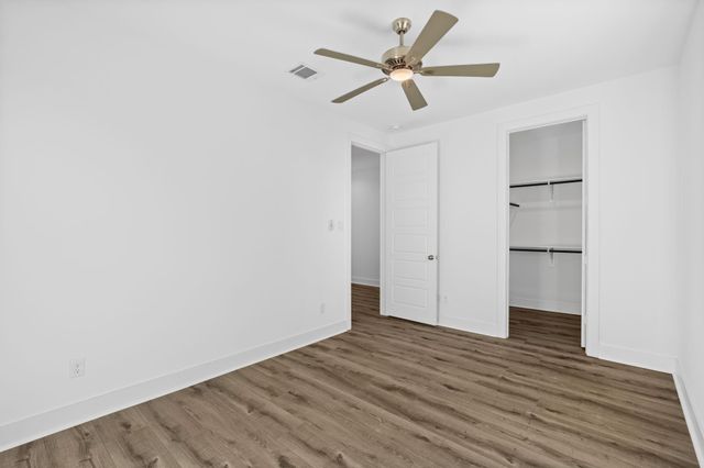 5608 Savyon Drive, Houston, TX 77091