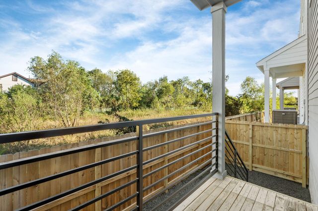 5608 Savyon Drive, Houston, TX 77091