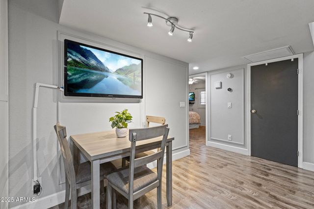 2020 W UNION HILLS Drive 260, Phoenix, AZ 85027