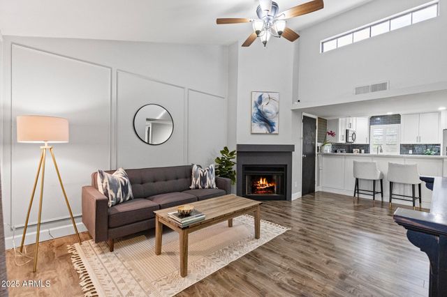 2020 W UNION HILLS Drive 260, Phoenix, AZ 85027