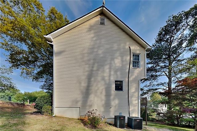 4759 Shallow Ridge Road NE, Kennesaw, GA 30144