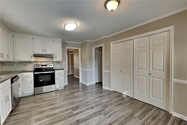 4759 Shallow Ridge Road NE, Kennesaw, GA 30144