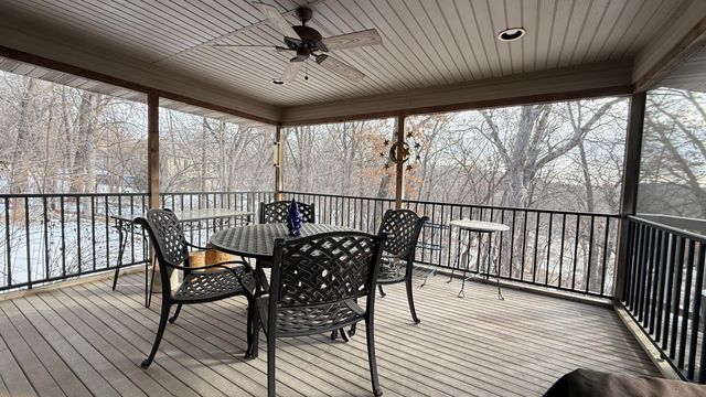 6952 Oakmere Lane NW, Rochester, MN 55901