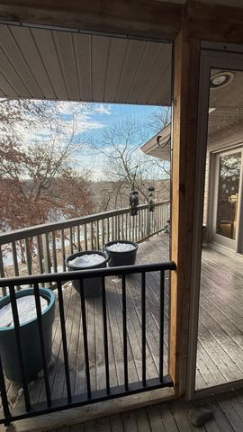 6952 Oakmere Lane NW, Rochester, MN 55901