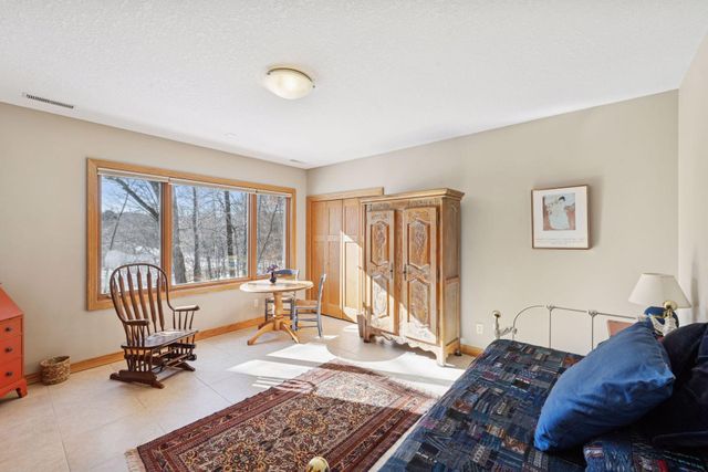 6952 Oakmere Lane NW, Rochester, MN 55901