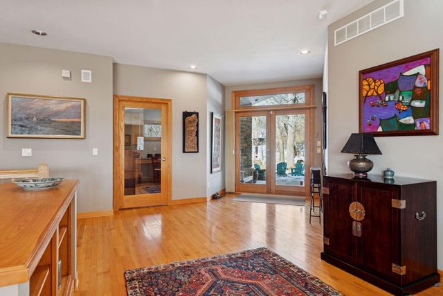 6952 Oakmere Lane NW, Rochester, MN 55901