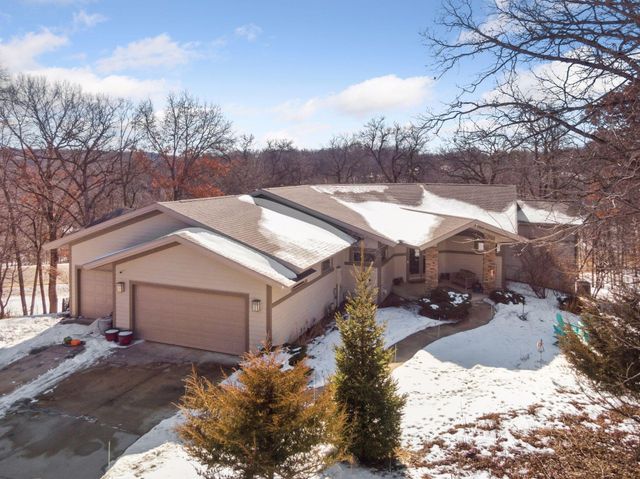 6952 Oakmere Lane NW, Rochester, MN 55901