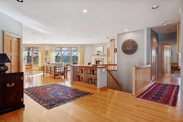 6952 Oakmere Lane NW, Rochester, MN 55901