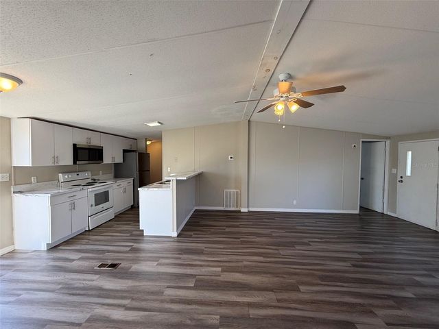 3245 E MAIN STREET 16, Lakeland, FL 33801