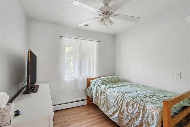 9990 N 16th Street, Plainwell, MI 49080