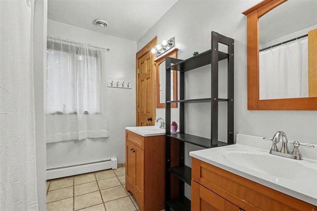 9990 N 16th Street, Plainwell, MI 49080