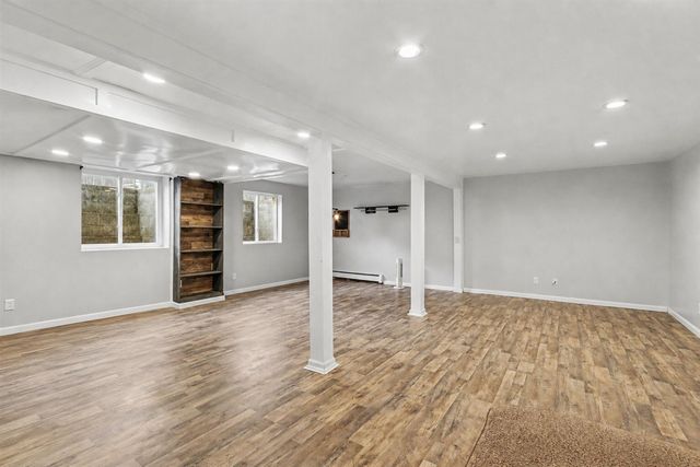 9990 N 16th Street, Plainwell, MI 49080