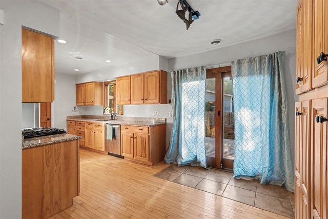 9990 N 16th Street, Plainwell, MI 49080