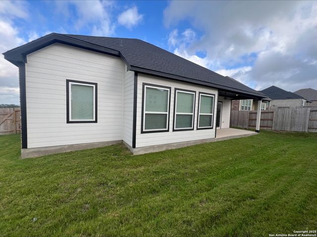 223 Azalea Alley, Castroville, TX 78009