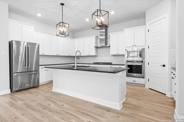 223 Azalea Alley, Castroville, TX 78009