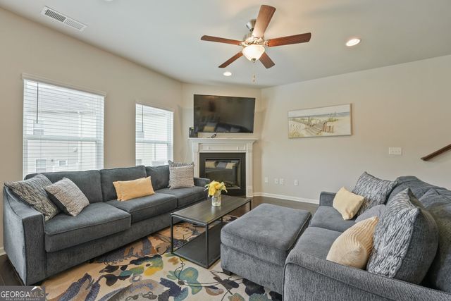 6126 Thorncrest Drive NW, Tucker, GA 30084