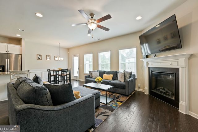 6126 Thorncrest Drive NW, Tucker, GA 30084