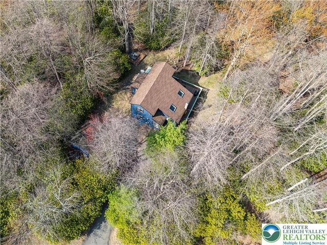 112 Crazy Horse Court, Tobyhanna Twp, PA 18334