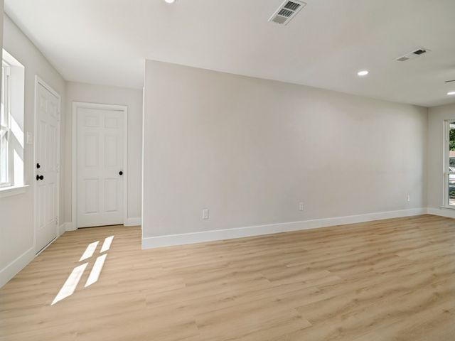 4507 Scottsdale Drive, Mesquite, TX 75150
