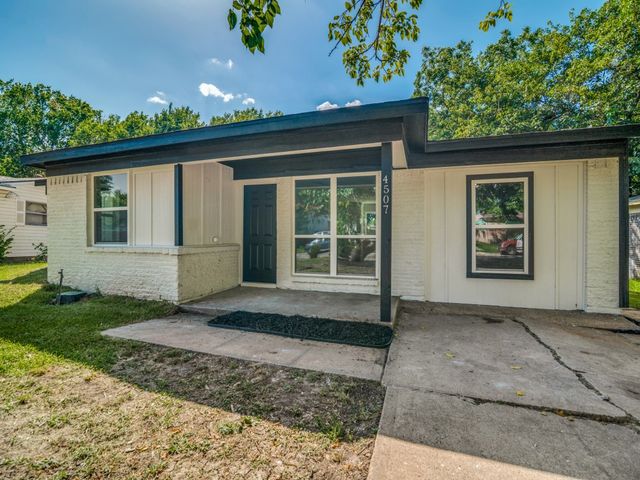 4507 Scottsdale Drive, Mesquite, TX 75150