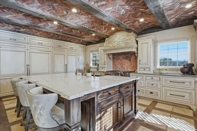 1903 Kailey Hayes Ct, Mount Juliet, TN 37122