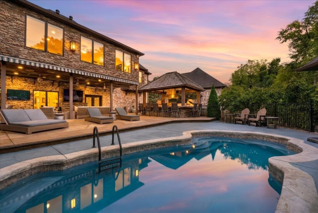 1903 Kailey Hayes Ct, Mount Juliet, TN 37122