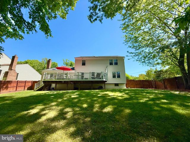 6160 LUCAS POND CT, Burke, VA 22015