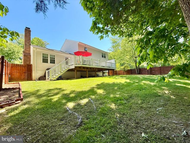 6160 LUCAS POND CT, Burke, VA 22015