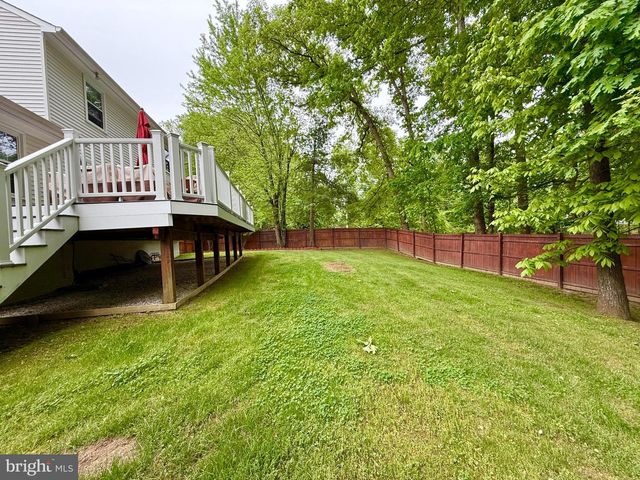 6160 LUCAS POND CT, Burke, VA 22015
