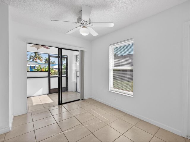 2548 Ida Way, West Palm Beach, FL 33415