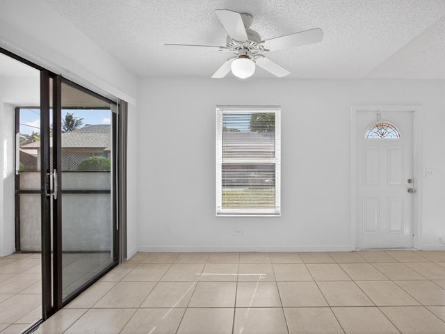 2548 Ida Way, West Palm Beach, FL 33415