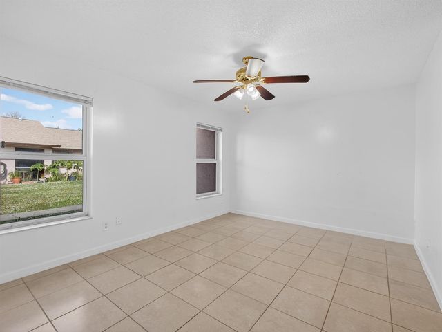 2548 Ida Way, West Palm Beach, FL 33415