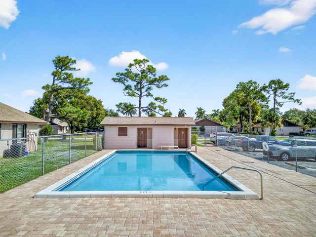 2548 Ida Way, West Palm Beach, FL 33415